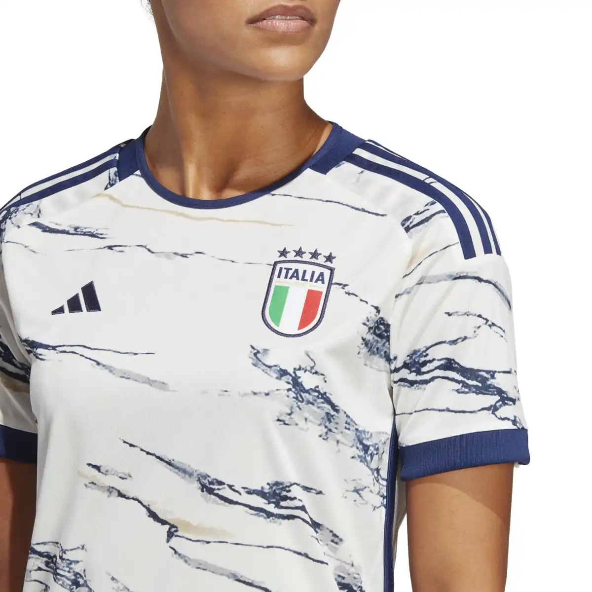 HT1615_9_APPAREL_On_Model_Detail_View_1_white.webp