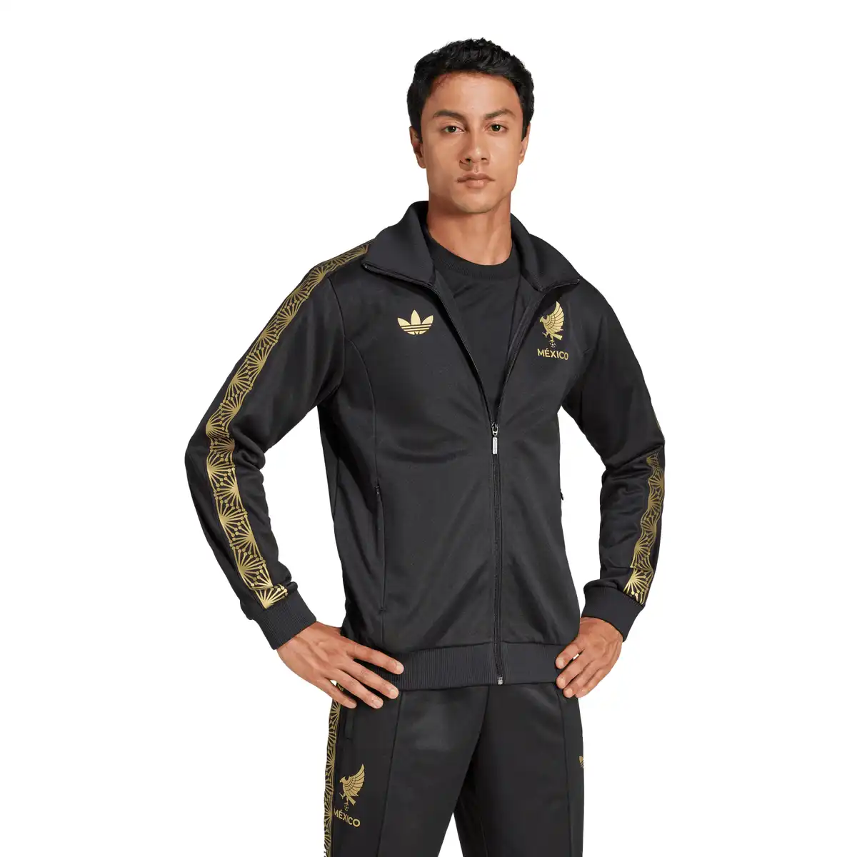 JE5335_4_APPAREL_On_Model_Walking_View_white.webp