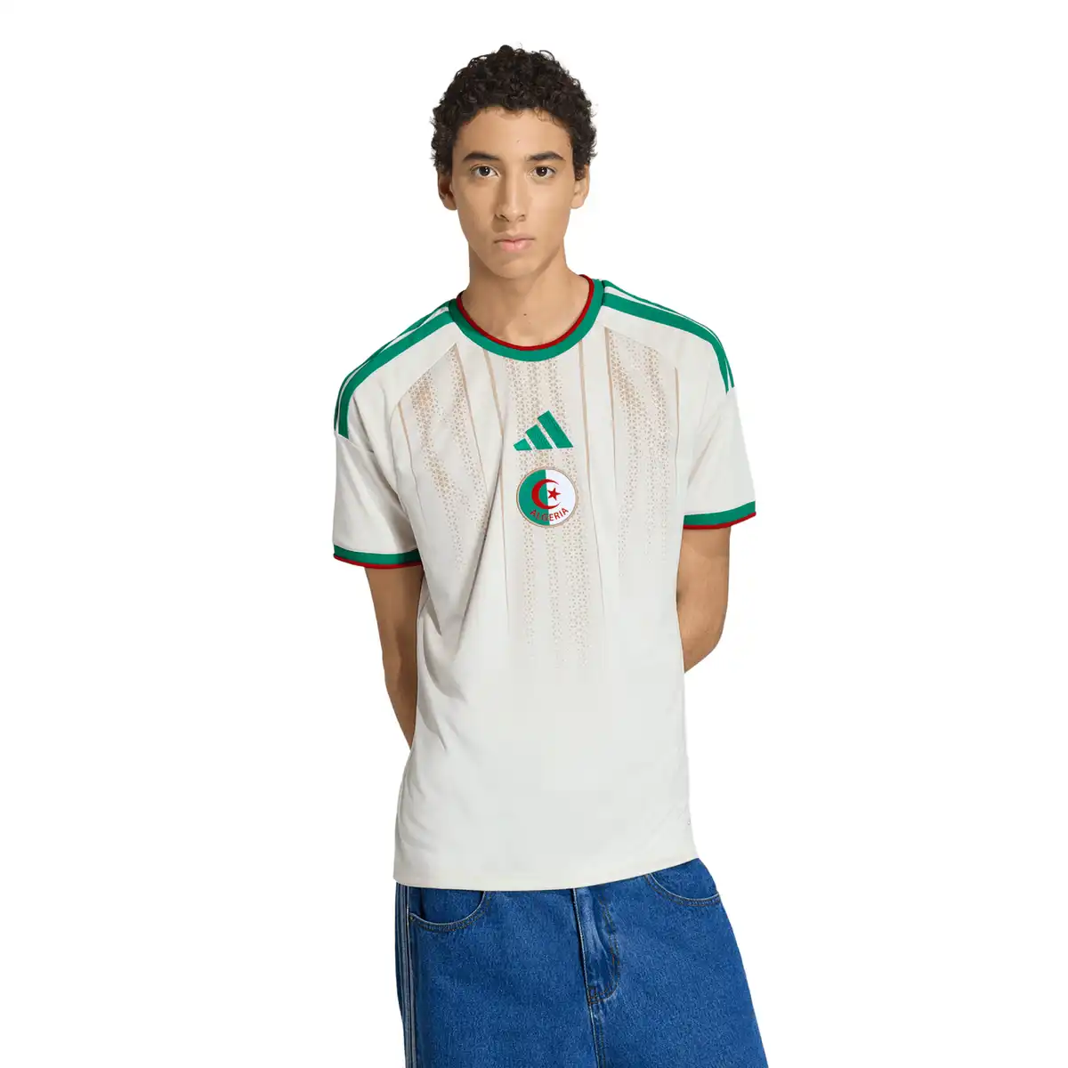 JN4457_3_APPAREL_On_Model_Standard_View_white.webp