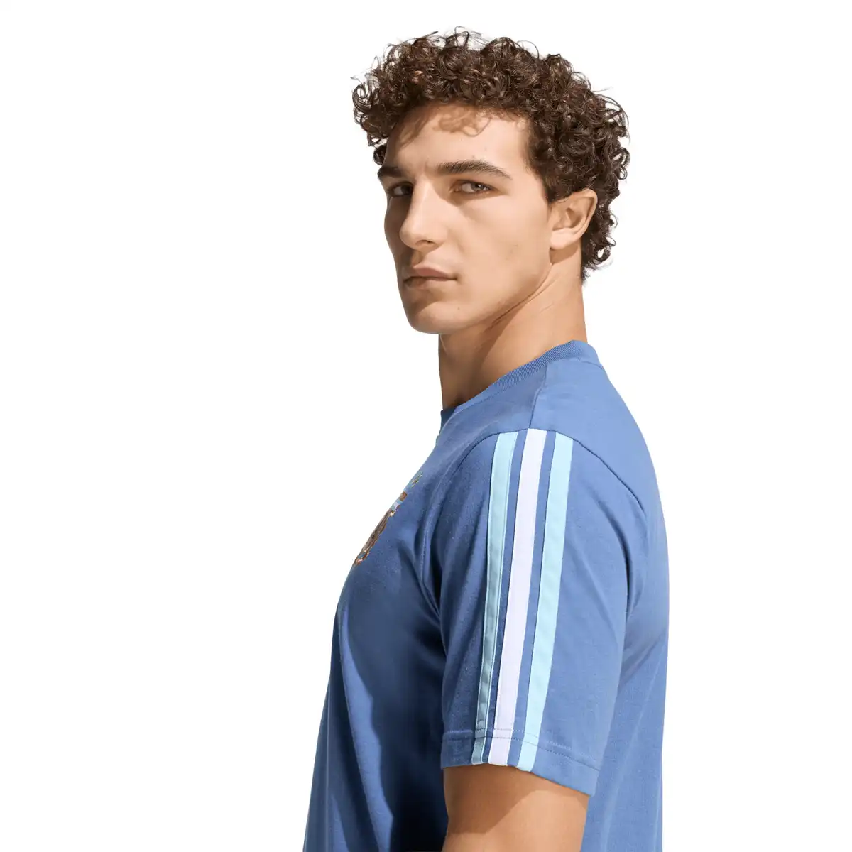 JZ6296_6_APPAREL_On_Model_Detail_View_2_white.webp