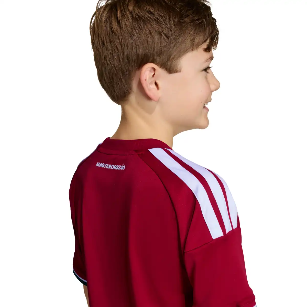 JZ6977_7_APPAREL_On_Model_Detail_View_2_white.webp