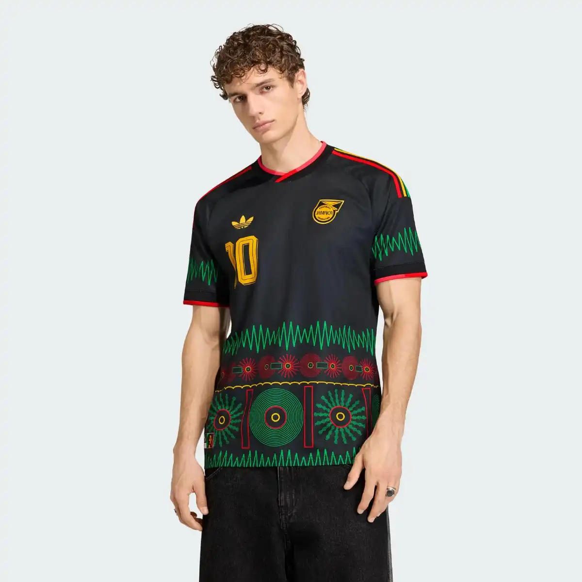 Jamaica_26_x_Bob_Marley_Away_Jersey_Black_KD1149_21_model.webp