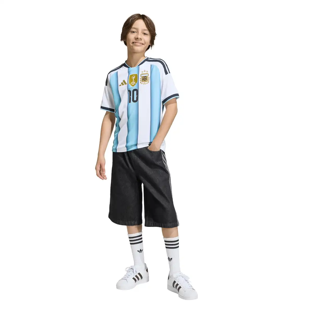 KA8115_5_APPAREL_On_Model_Walking_View_white.webp
