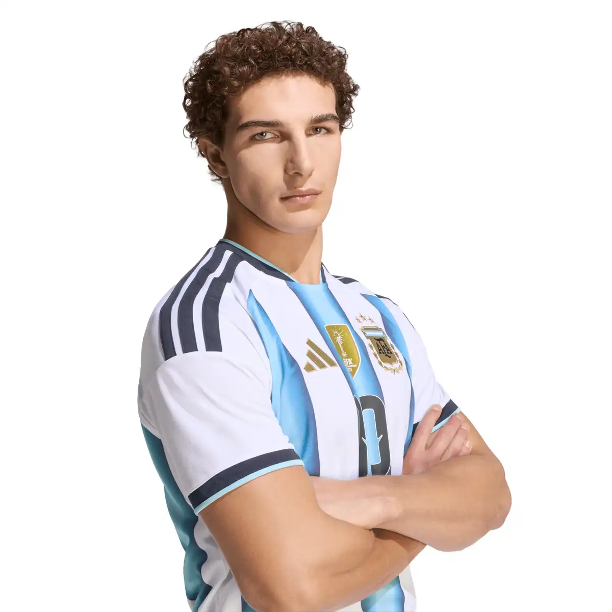 KA8117_6_APPAREL_On_Model_Detail_View_1_white.webp