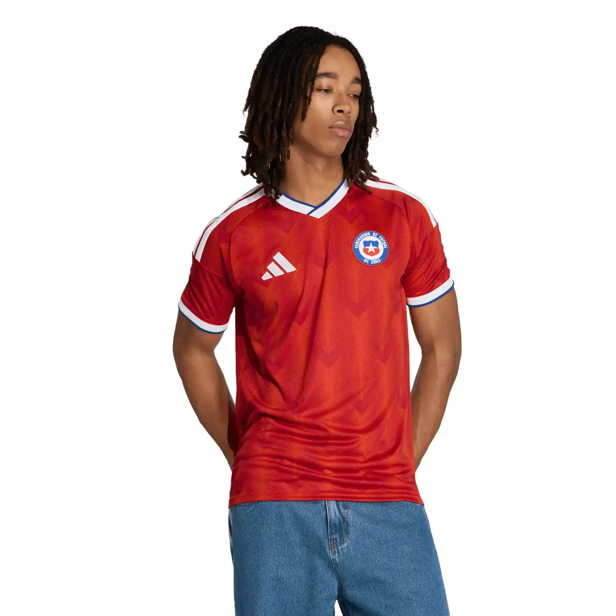 KG8542_3_APPAREL_On_Model_Standard_View_white.webp